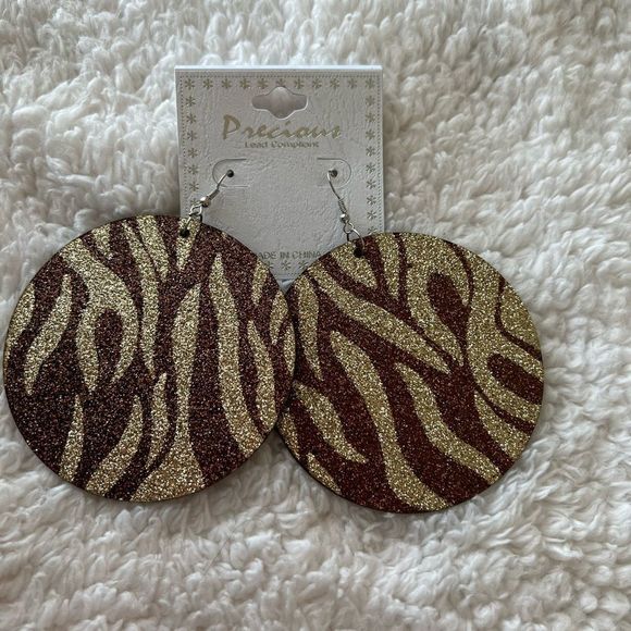 NWT Sparkly Brown and Gold Large Circle Earrings - Picture 5 of 5